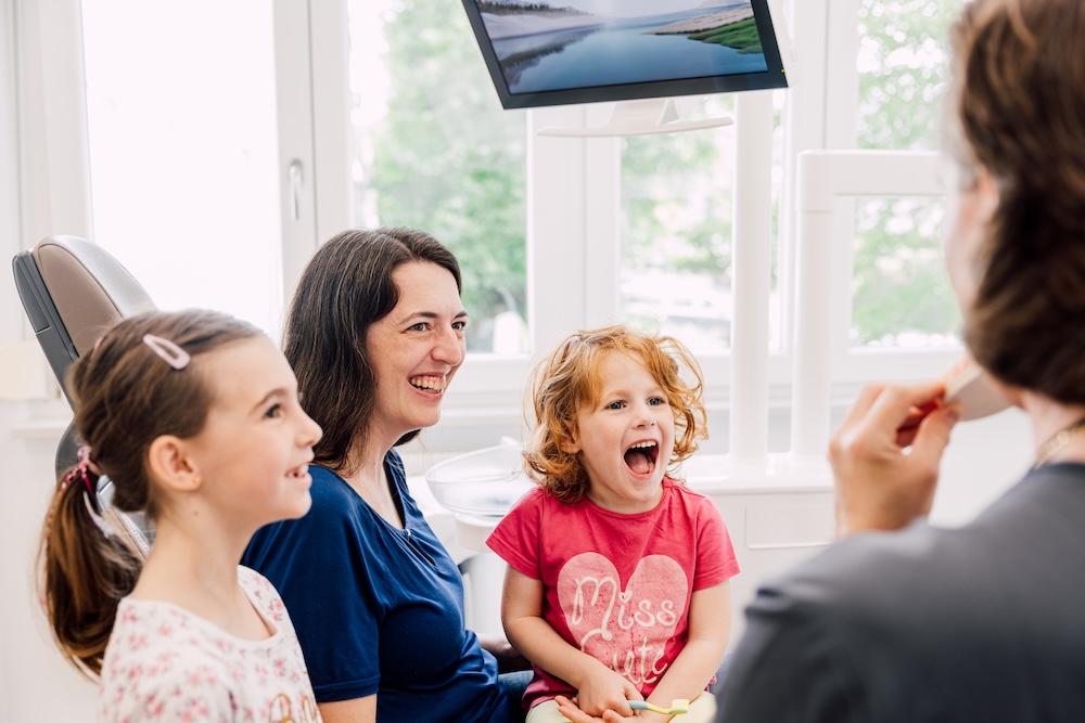 zahnarzt-frankfurt-riedberg-fruehe-vorsorge