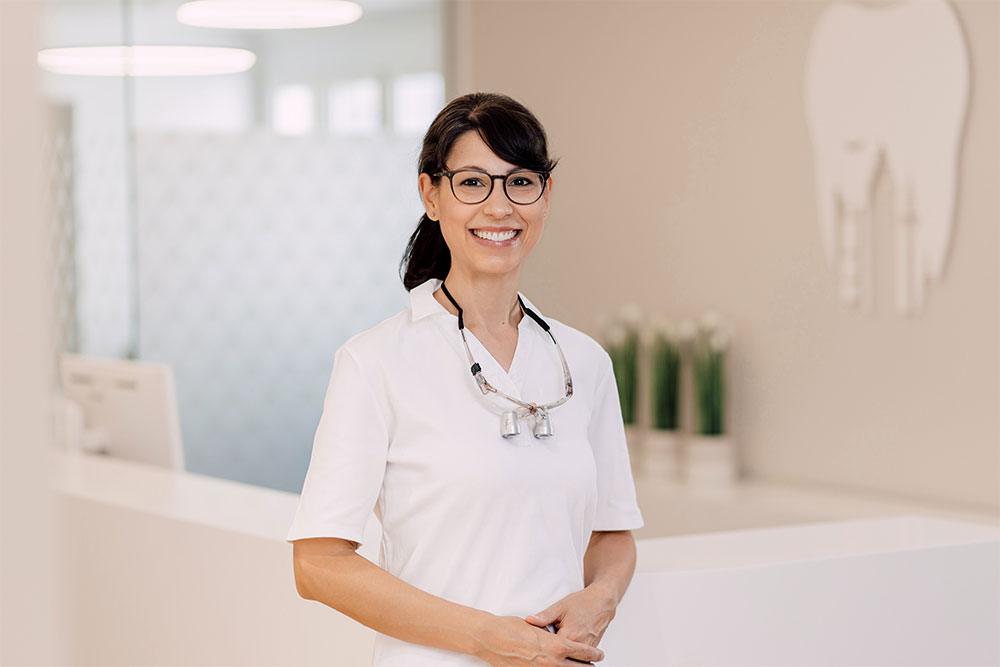 zahnarzt-frankfurt-riedberg-team-k-mohr zahnarzt-frankfurt-riedberg-team-k-mohr